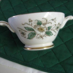 Magnolia sugar with out lid by Edwin Knowles  4812